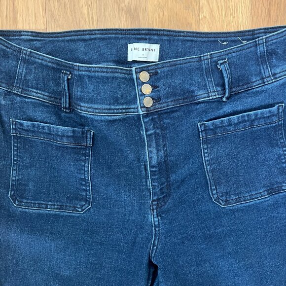 lane bryant - ultra high rise flare denim jean - flex magic waistband - size 22 - Picture 3 of 10